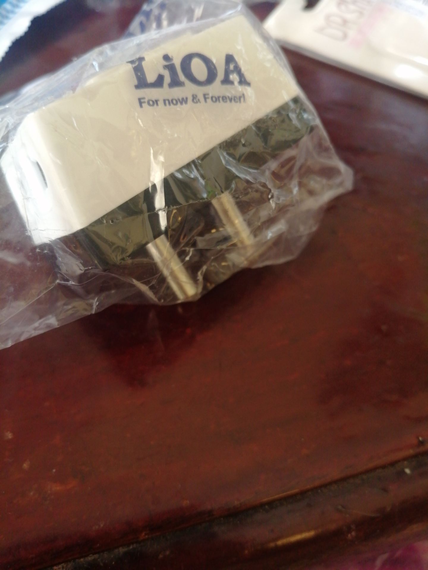 phích cắm rẻ, tiện lợi. giao hàng nhanh