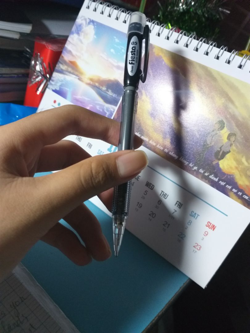 sp tốt ,ghi nét khá ổn ,cảm giác chắc chắn ,chưa thấy có ht gãy ngòi