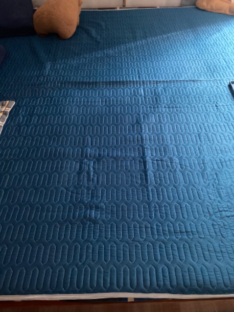 Sp , màu sắc giống mô tả, kích thước chưa chuẩn lắm, mua 2m*2,2m nhưng chiều dài chỉ tầm 2,16m thôi.
Nằm khá mát, dùng ổn