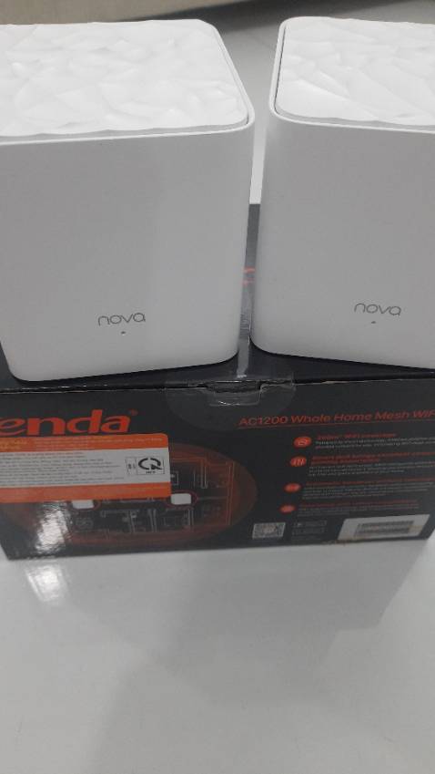 Xin chào shop, mình có mua sản phẩm MW3 (2 pack). Nhưng về cắm vào thì nó hiện ra 2 wifi tên khác nhau, 1 cái trùng với tên wifi dưới đáy cục mesh, 1 cái hiện tên khác (và ko thể kết nối vào vì sai pass). Và mình không thể add thêm node đối với cục hiện tên khác wifi. Nhờ shop xử lý giúp mình với. Xin cảm ơn.

upadate: Mình đã được shop bảo hành đổi sản phẩm. Chất lượng wifi khá mạnh, ngon bổ rẻ trong tầm giá.