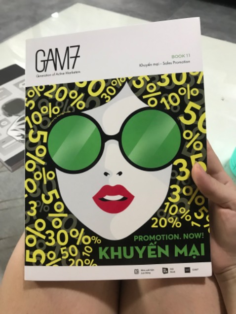 Sách đẹp, mới keng luôn ạ, tuy nhiên hơi nhiều hình màu mè