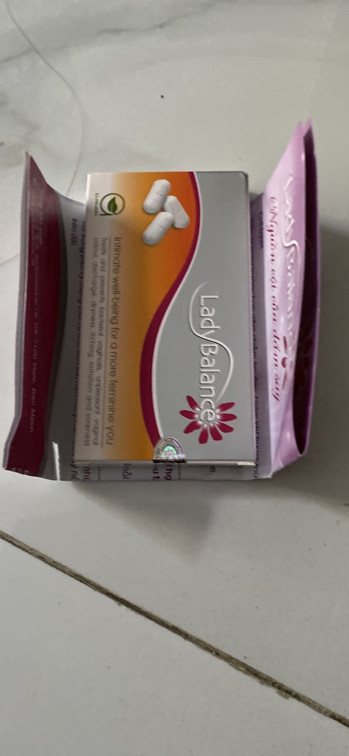 Hầng giao nhanh và được đóng gói thật kỷ hàng nhìn thì thấy mẫ mã đẹp sẽ ủng hộ shop