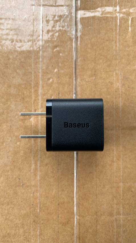 độ hoàn thiện tốt, mua về *** ngay . mình dùng XR sập nguồn phát là sạc luôn, từ lúc lên nguồn đến 50% chưa đến 30p ( củ nóng là điều bình thường chứ không có nóng quá, máy không nóng luôn ) từ 50% đến 97% đâu tầm 1h5p