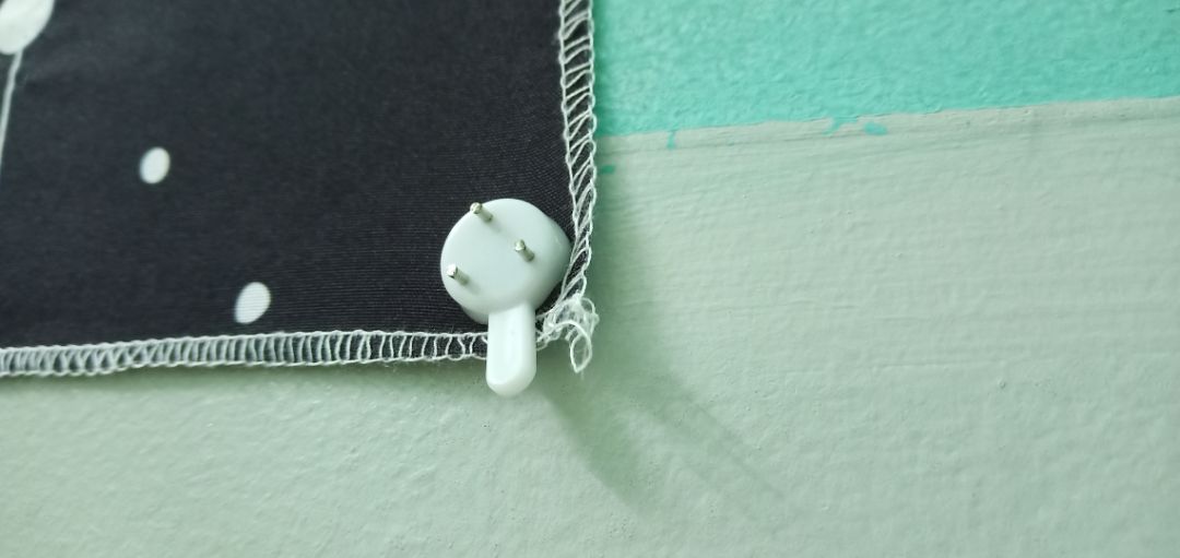 thật sự đáng mua:
+ chất vải xịn
+ đóng gói đẹp gọn gàng 
+ đinh đống đẹp 
+ rất rất dễ làm 
+ màu, họa tiết y chang hình
=> nói chung là rất hài lòng