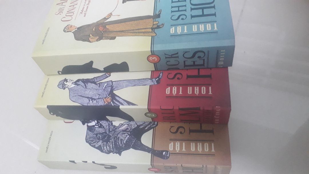 Đóng gói tốt, ngươi giao hàng thân thiện, thời gian giao sớm hơn dự kiến 1 ngày, bìa đẹp, nhóm dịch rất có tâm.
May mà giao hôm nay, thứ hai lại bận rồi.