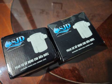 Không giống như hình mô tả. Dùng vài tháng rồi thấy ok.