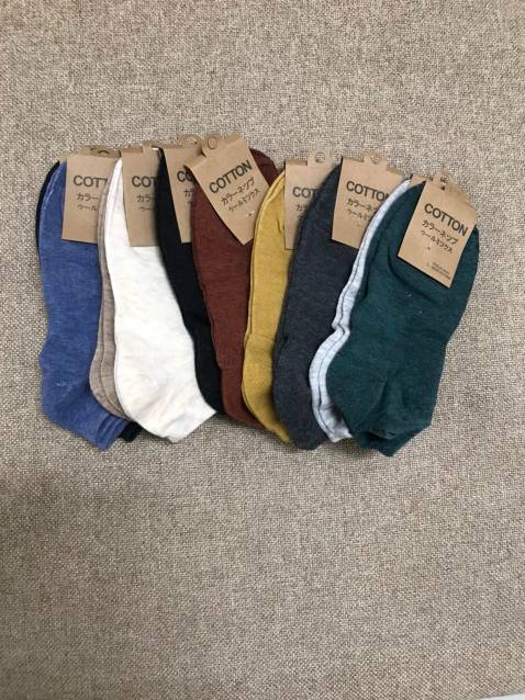 Mua tất này mình thấy kinh tế phết vì vợ hay chồng đều dùng được.
He he dùng chung đồ có khi tình cảm đi lên.
Chất liệu đẹp, co giãn thoải mái
Shop uy tín giao đủ số lượng và giao hàng siêu nhanh