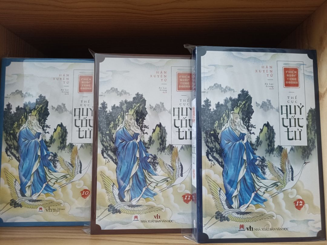 Sách mới được bọc rất cẩn thận, 10đ  chất lượng. Về nội dung thì đây là một bộ sách kinh điển rất đáng đọc thời chiến quốc, mong tác giả sớm ra tập 13.