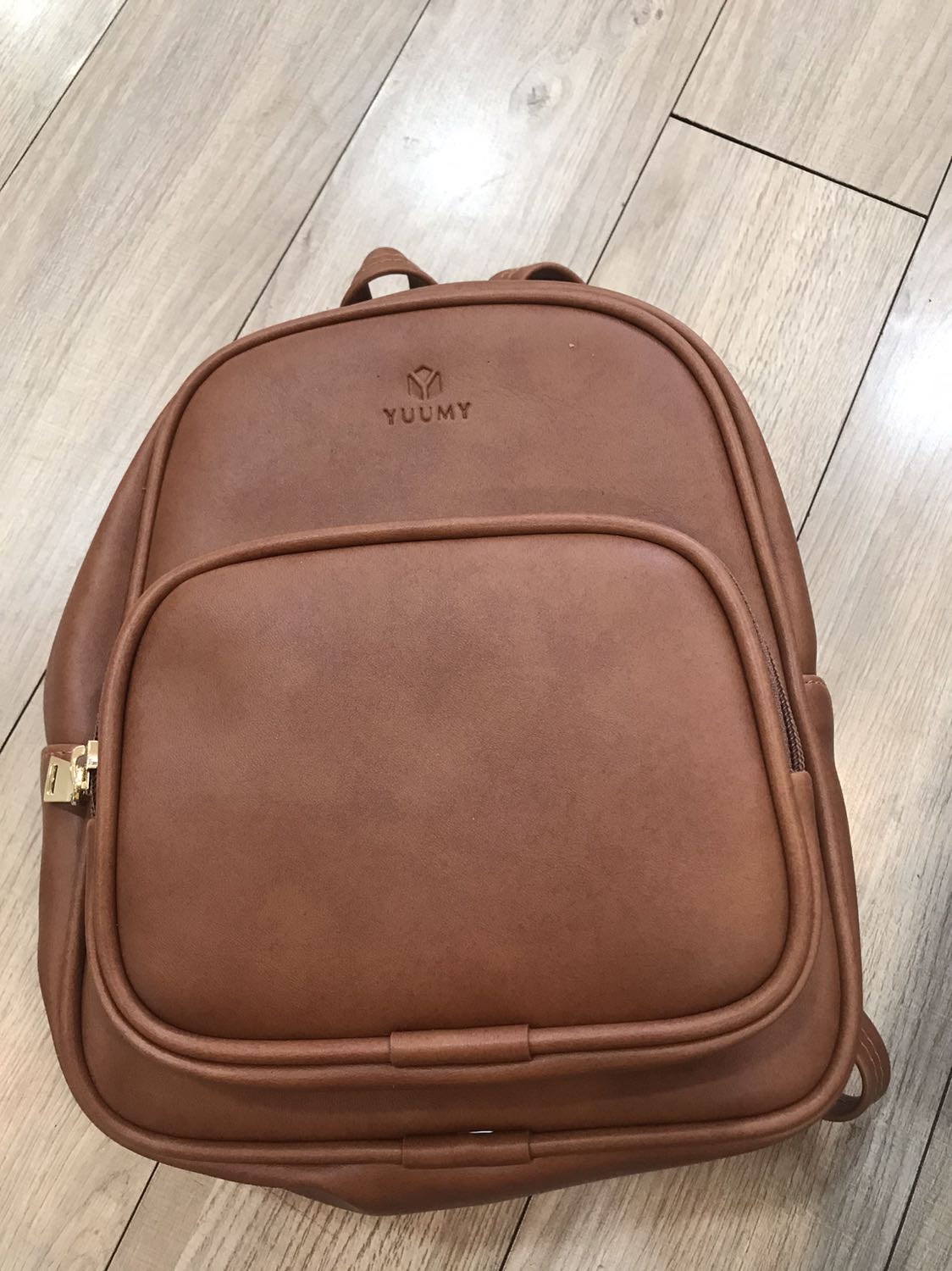 sản phẩm đẹp lắm shop ơi , balo ngăn rộng đựng được nhiều đồ ạ , màu đẹp lắm luôn , sẽ luôn ủng hộ shop nhiều hơn ạ