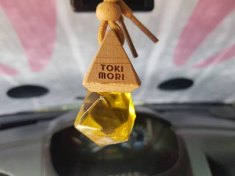 Cam ngọt treo xe
Tiki giao hàng rất nhanh, mình khá bất ngờ, bạn giao hàng thân thiên và nhiệt tình. Mùi cam ngọt dễ chịu, mình thích mùi này nhất. Ko treo xe mà để trên rồi lấy cọng dây cột cái khác cũng dc nha, tiện ghê ?? Cam ngọt treo xe
Tiki giao hàng rất nhanh, mình khá bất ngờ, bạn giao hàng thân thiên và nhiệt tình. Mùi cam ngọt dễ chịu, mình thích mùi này nhất. Ko treo xe mà để trên rồi lấy cọng dây cột cái khác cũng dc nha, tiện ghê ??