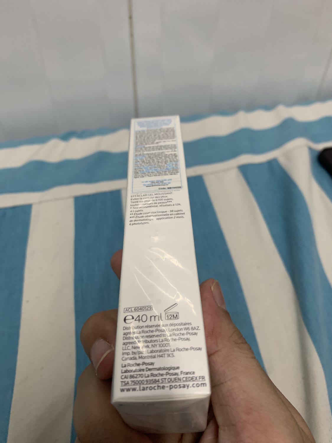 Sản phẩm đẹp đóng gói ok chắc chắn, giao hàng tiki now nhưng hơi trễ so với lịch hẹn nên tạm 4 sao.

Sản phẩm đẹp đóng gói ok chắc chắn, giao hàng tiki now nhưng hơi trễ so với lịch hẹn nên tạm 4 sao.