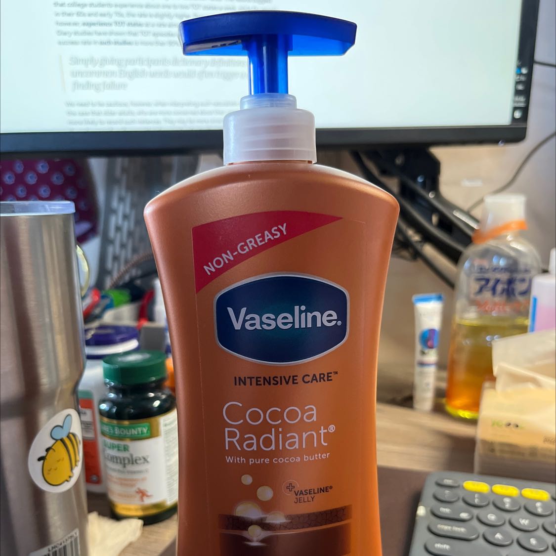 Mùi hơi bị thơm nha, nhưng không lan toả mạnh như một số loại mà mình từng xài