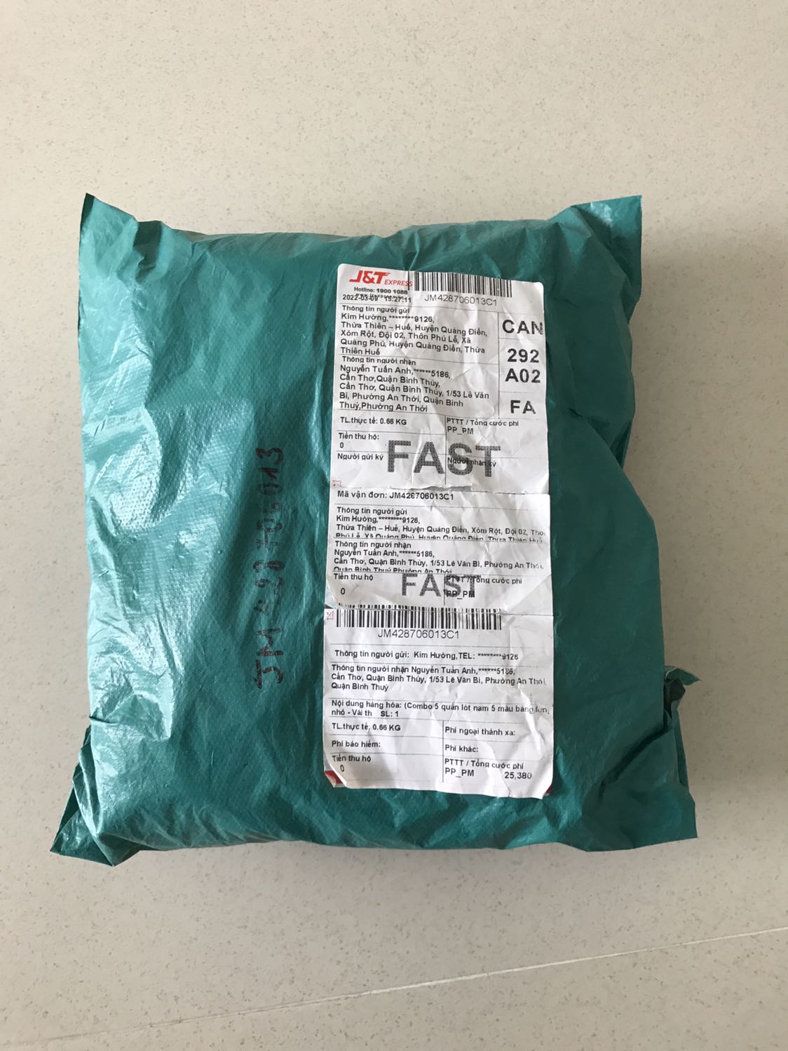 Quần mặc ok, giao hàng nhanh đầy đủ.