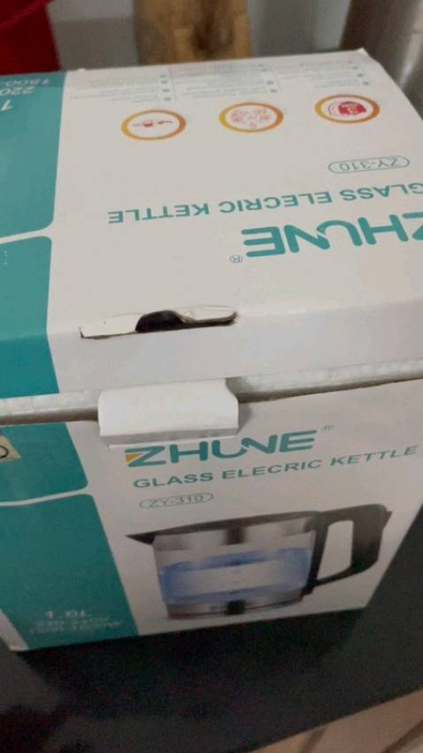 Ấm chất lượng, giống mô tả như shop đăng từ hình ảnh đến phiếu bảo hành, sôi rất nhanh và êm nha mọi người. Nhìn gọn, đẹp, tinh tế, rất sang. Shop đóng gói cẩn thận. Tư vấn nhiệt tình, nên mua nhé mọi người . Tks shop. Sẽ ủng hộ lần sau ạ.