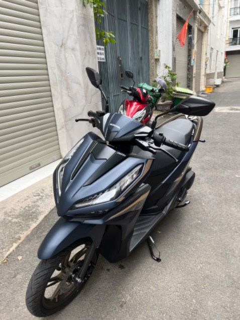 Xe rất đẹp. Giao hàng nhanh Xe rất đẹp. Giao hàng nhanh