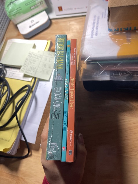 lâu lắm mình mới đặt lại sách trên tiki, vẫn là tiki không làm mình thất vọng từ khâu giao hàng đóng gói đến chất lượng sách quá ưng!!! 
đợt này sale mạnh nên mình đặt 3q cùng lúc quá rẻ, sáng mai đã giao rồi, shipper rất nice luôn 🤩
tuyệt vời quá 10đ cho tiki nhéee 💓💓