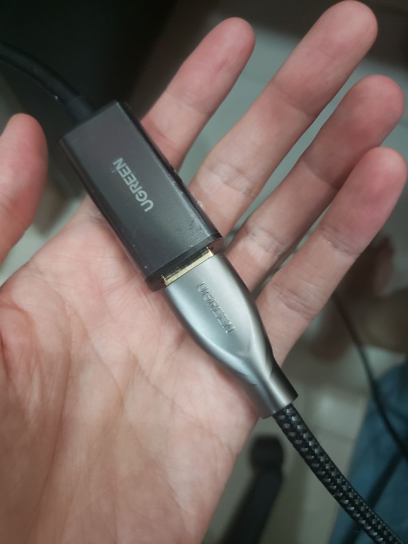 Cáp không nhận tín hiệu, đã liên hệ tiki đổi cọng mới, hi vọng là được