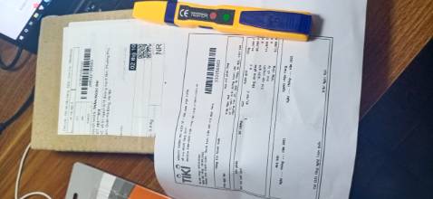 shop xem đổi lại hàng cho mình đi . mình mua bút thử nước lại chuyển bút thử điện