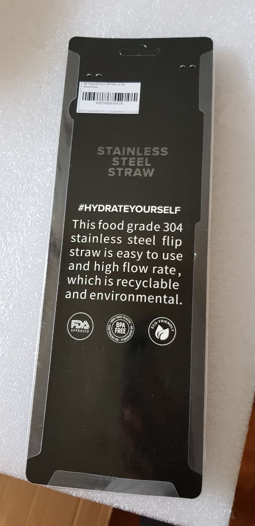 tôi rất hài lòng với sản phẩm. sản phẩm đẹp,tỉ mỉ,mịn gia công tốt. tôi luôn mang theo để sử dụng không dùng đến ống nhựa ở các của tiệm để bảo vệ môi trường. sản phẩm tuyệt vời. được làm từ inox 304, hàng có nguồn gốc chính hãng an toàn cho sức khỏe. giá cả so vó chất lượng thì quá rẻ.