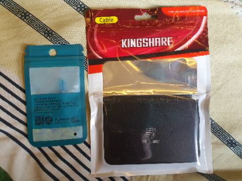 Shop đóng gói chắc chắn, giao hàng siêu nhanh, từ lúc đặt hàng đến lúc nhận hàng chưa đến 1 giờ. Sản phẩm đúng như Shop giới thiệu. Box bằng kim loại chắc chắn, độ hoàn thiện chi tiết đẹp, đầy đủ ốc vít phụ kiện kèm theo. Đã sử dụng 2 tuần nay box hoạt động tốt, ổn định. Cảm ơn Shop và Tiki.