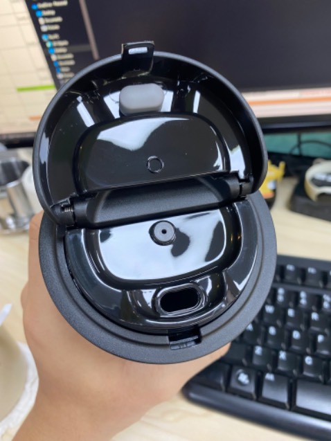 Giao hàng quá nhanh, đóng gói chắc chắn. Ly đẹp, nhẹ, chất lượng dù chưa dùng thử nhưng của LocknLock thì tin tưởng.