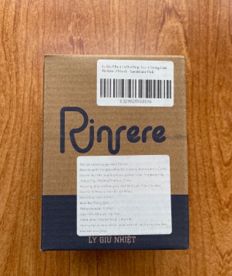 Ly dầy và cầm chắc tay,mẫu mã đẹp. Nắp đậy rất kín,giữ lạnh trên 6 tiếng. Chỉ sợ rong cao su dễ bị rơi ko có đồ thay thế. Shop nên tặng kèm rong cao su thì ok !