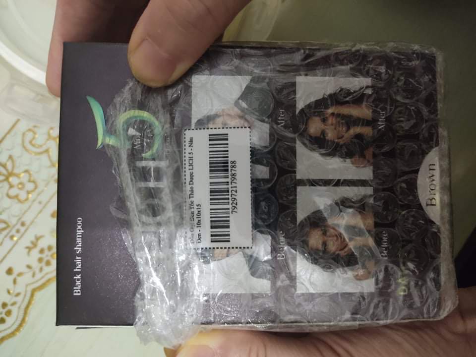 Mình đặt màu nâu đen (brown hair shampoo) nhưng shop lại giao màu đen (black hair shampoo), mặc dù bọc túi ở ngoài dán nhãn nâu đen. Đề nghị tiki và shop check lại cho mình