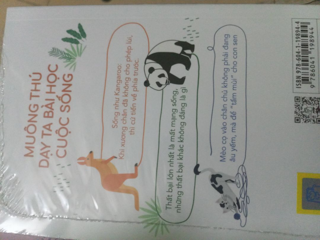 In ấn đẹp, bìa màu sắc bắt mắt, nội dung hay. Giá khá,cao