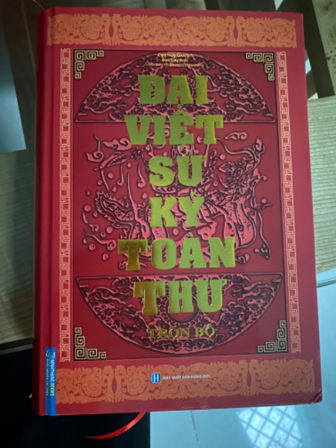Bìa cứng. Giá ổn. Like Bìa cứng. Giá ổn. Like