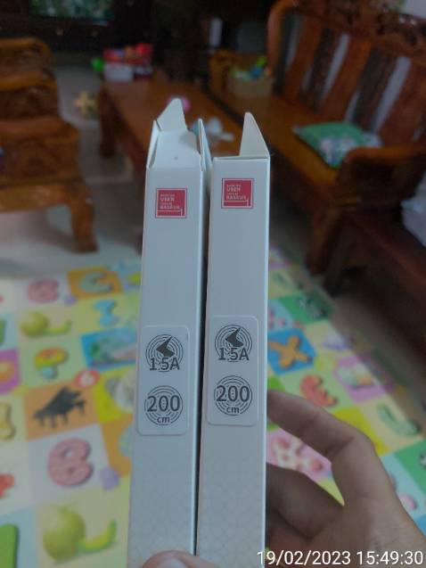 Sao đặt loại 1m 2.4A mà đi giao loại 2m 1.5A vậy shop?? Sao đặt loại 1m 2.4A mà đi giao loại 2m 1.5A vậy shop??