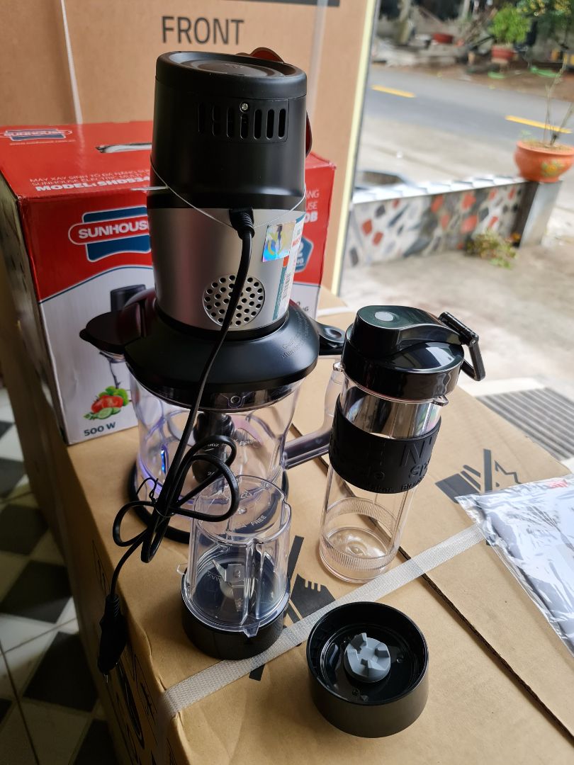 Quý shop giao hàng nhanh. Sản phẩm có mức độ hoàn thiện tốt, góc cạnh bo cong trau chuốt, cảm giác sử dụng rất thoải mái, bảo quản dễ dàng. Giá bán rất  phù hợp. Đánh giá sản phẩm và nhà bán hàng 5 sao. Luôn tin vào những sản phẩm chính hãng do Quý Tiki Trading cung cấp và giới thiệu bạn bè, người thân tin dùng. Thanks very much !