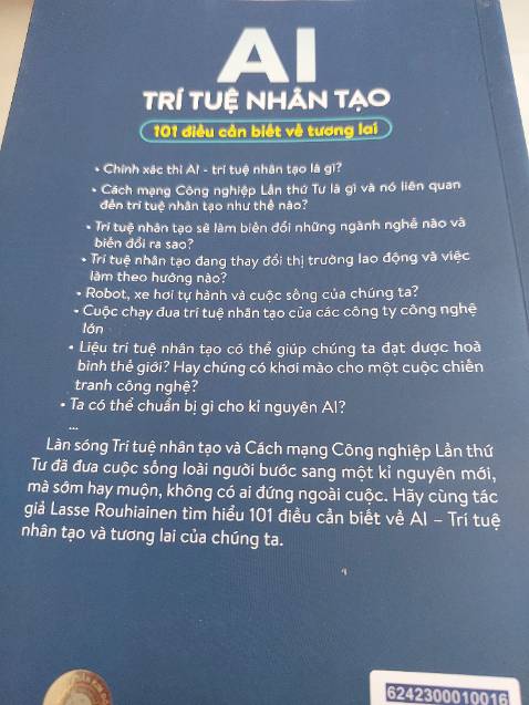 Cuốn sách phổ thông về AI. Không ai có thể đứng ngoài cuộc trong thời đại AI.