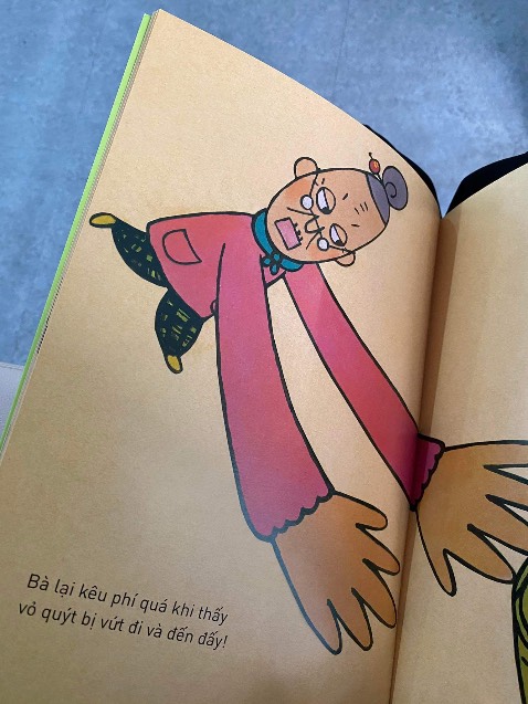 Câu chuyện nhẹ nhàng, đến mình là người lớn đọc cảm tủm tỉm cười vì dễ thương ngây thơ quá. Sách rất hay, bé nhím nhà mình rất thích mẹ đọc cho nghe