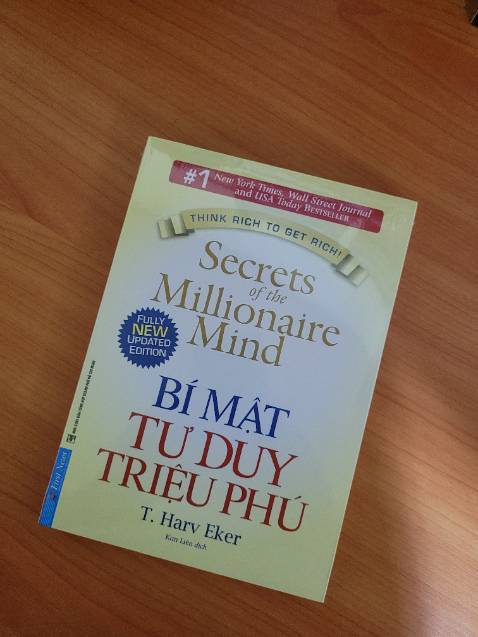 Đây đúng là một quyển sách cũng nên mua. Sếp mình rất thích những quyển như thế này và mua về tặng nhân viên rất nhiều. Hy vọng có thể thay đổi tư duy của nhân viên và tiến lên một bước mới.