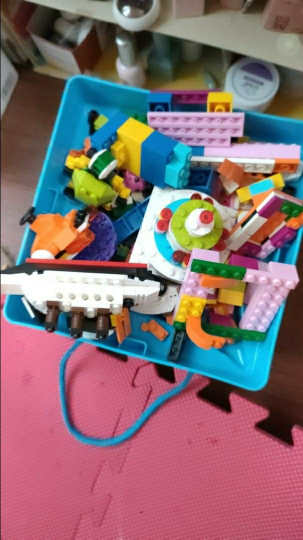 đẹp quá. con mk rất khoái luôn. đồ chơi rất tốt cho bé