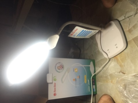 Cám ơn shop, cây đèn đẹp bao bì cận thận, cây đèn phù hợp cho đứa cháu để học chưa kịp quay video lại, có dịp sẽ quay lại ủng hộ tiếp, thanks you