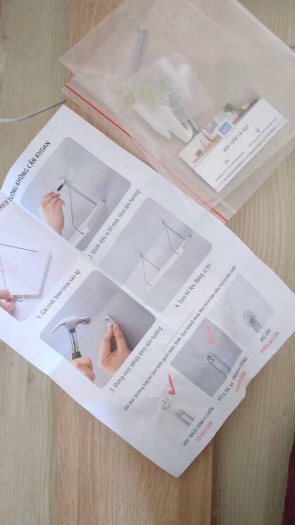 shop uy tín, gói hàng siêu cẩn thận luôn. sp giống hình to, đầy đủ phụ kiện, dễ lắp, tiện lợi,gỗ xịn, màu gỗ cũng đẹp nữa. Thực sự rất ưng ý, mn nên mua nha???????????? shop uy tín, gói hàng siêu cẩn thận luôn. sp giống hình to, đầy đủ phụ kiện, dễ lắp, tiện lợi,gỗ xịn, màu gỗ cũng đẹp nữa. Thực sự rất ưng ý, mn nên mua nha????????????