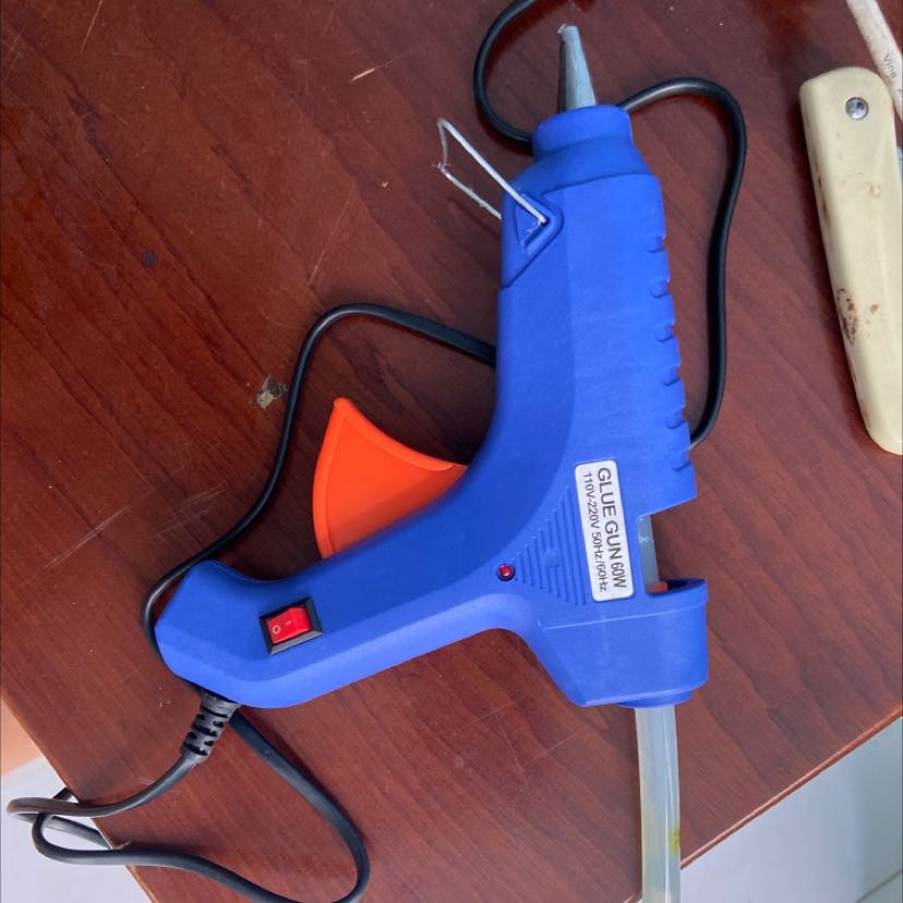 Súng tốt, bắn keo ổn.