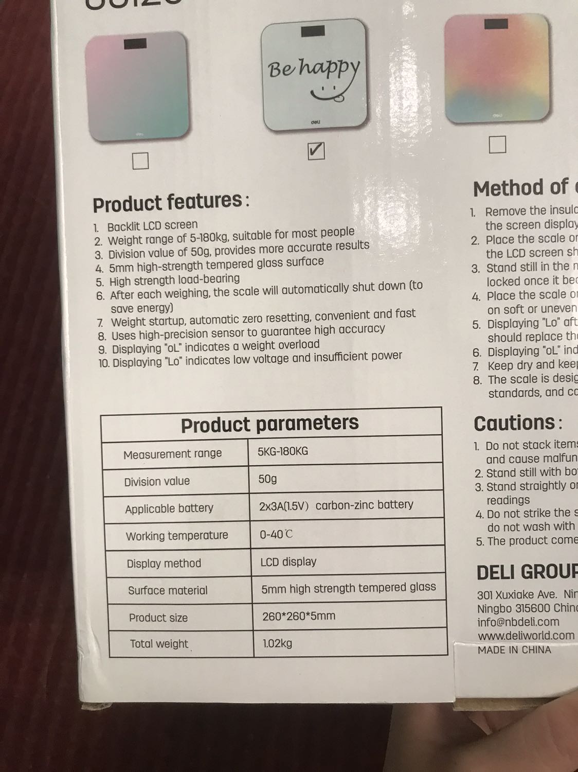 Được tặng thêm 2 cục pin lắp cân. Trước mắt cân ổn không lỗi gì đóng gói chắc chắn cân dày dặn. Giá rẻ cho bảo hành 1 năm nên mua luôn. Tạm ưng cảm ơn tiki và nhà bán