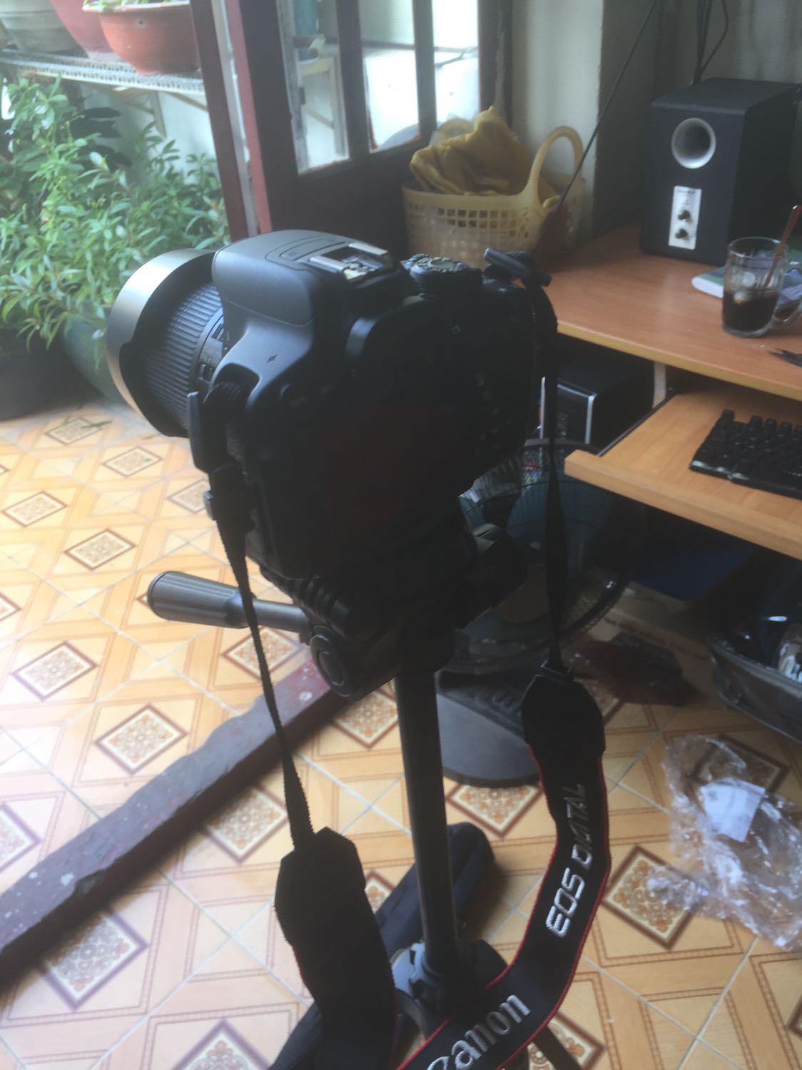 Mẫu mã hàng đẹp, chất lượng tốt, thiết kế chắc chắn. 
Đóng gói bao bì cẩn thận, giao hàng nhanh và không ảnh hưởng đến kết cấu sản phẩm. 
Shop tư vấn nhiệt tình và vui vẻ, uy tín. 
Giá phù hợp cho những người có điều kiện tài chính vừa phải với một sản phẩm tốt. 
? ? ? ? ?