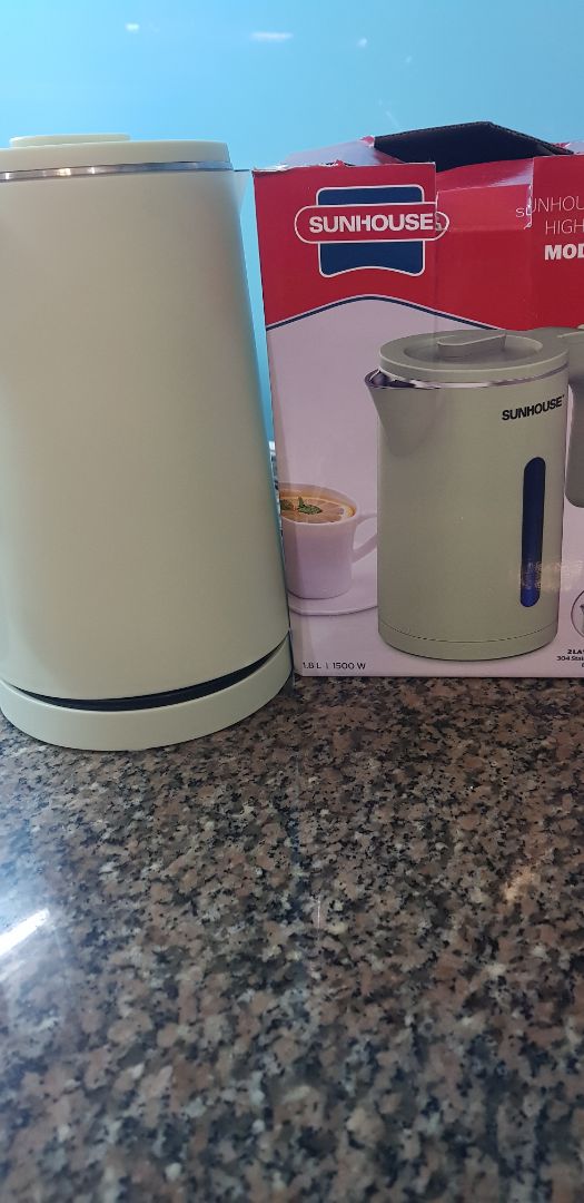 mă đơn khách hàng mua ấm sunhouse và nồi com điện TC ;848k ấm bị lỏi đáy ấm nấu tràn nước dùm đi kiti oi. sdt khach ***.nồi chưa nấu chưa biet