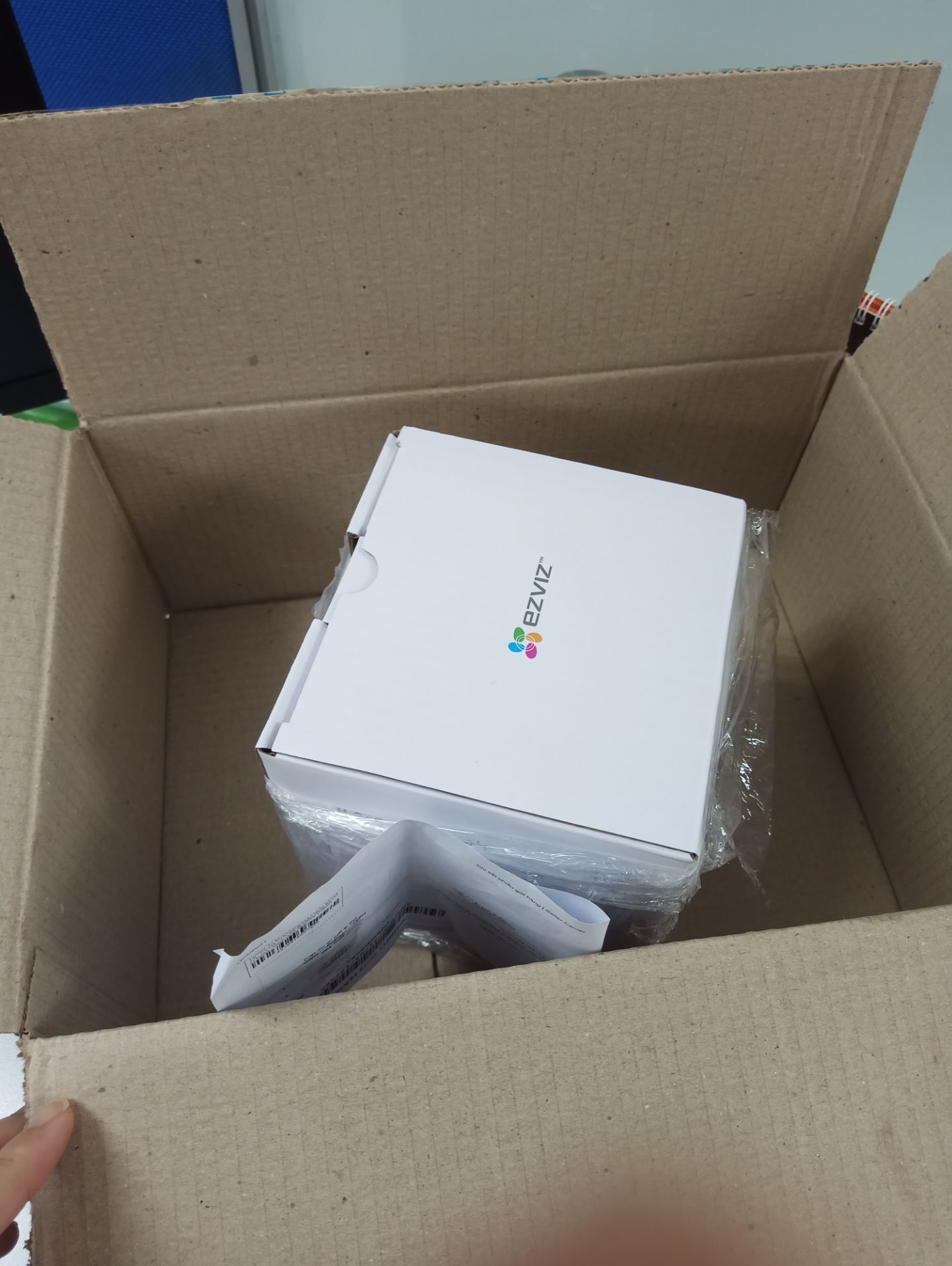 giao hàng nhanh, đón gói cẩn thận.