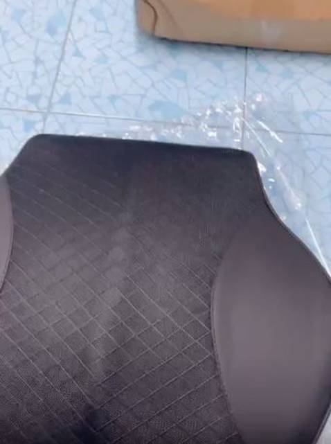 Gối tựa thoáng không bị nóng nên mùa hè dùng vẫn cứ là ok, vỏ gối tháô rời được nên cũng tiện vệ sinh hơn, đáng đồng tiền bỏ ra Gối tựa thoáng không bị nóng nên mùa hè dùng vẫn cứ là ok, vỏ gối tháô rời được nên cũng tiện vệ sinh hơn, đáng đồng tiền bỏ ra