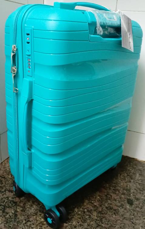 Làm rớt nhưng không bị trầy xước gì nên đánh giá cao sp