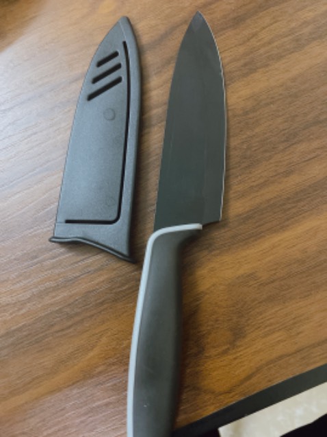 Dao cầm chắc tay, sắc, phù hợp để gọt hoa quả, thái 1 số đồ ăn nhỏ. Chất lượng quá tốt so với giá tiền.