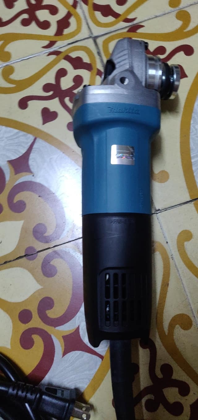 máy giao đúng ngày, bao bì đóng gói cẩn thận, *** hàng chuẩn, sẽ tiếp tục ủng hộ shop