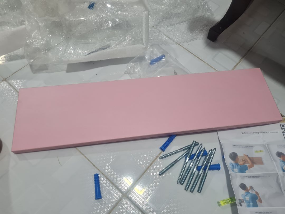 màu đẹp giống ảnh, giao hàng rất tốc độ. mặc dù có mấy chỗ bị móp nhưng chấp nhận được. hy vọng là chịu lực tốt