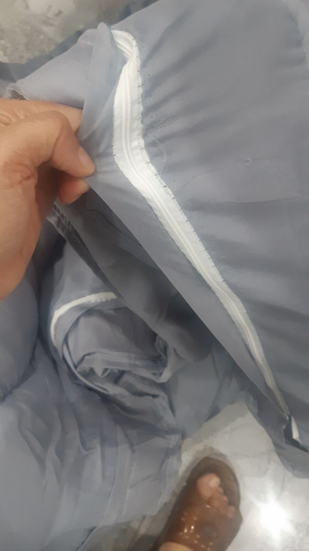 Treo đầu dê bán thịt chó.cái nệm giao ko đúng sp fukoji.nó ko khác j cái dẻ lau nhà