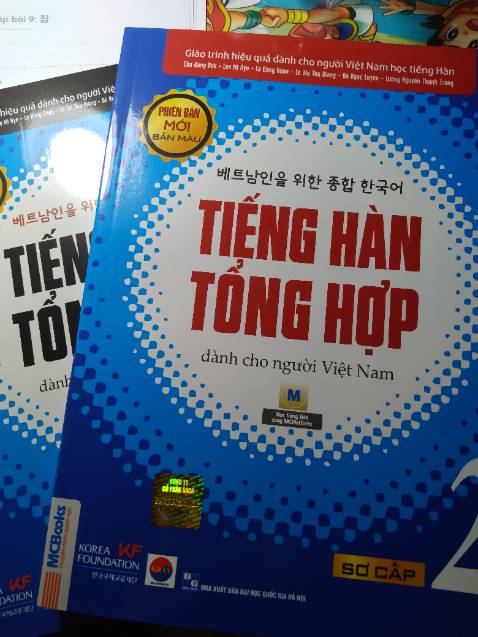 Đóng gói cẩn thận . Giao hàng siêu nhanh . Mình đặt hàng tối 3/12 trưa mai có hàng luôn . Sách đẹp .lần sau sẽ ủng hộ tiếp Đóng gói cẩn thận . Giao hàng siêu nhanh . Mình đặt hàng tối 3/12 trưa mai có hàng luôn . Sách đẹp .lần sau sẽ ủng hộ tiếp