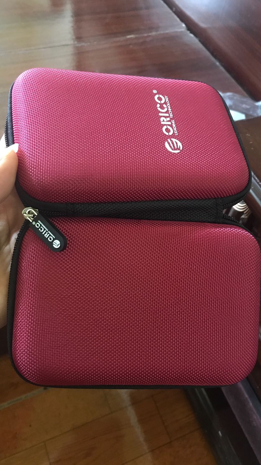 Rất hài lòng với sản phẩm, đẹp và giá thành OK. Cảm ơn Tiki chúc shop bán nhiều đơn hàng tốt hơn nữa..........